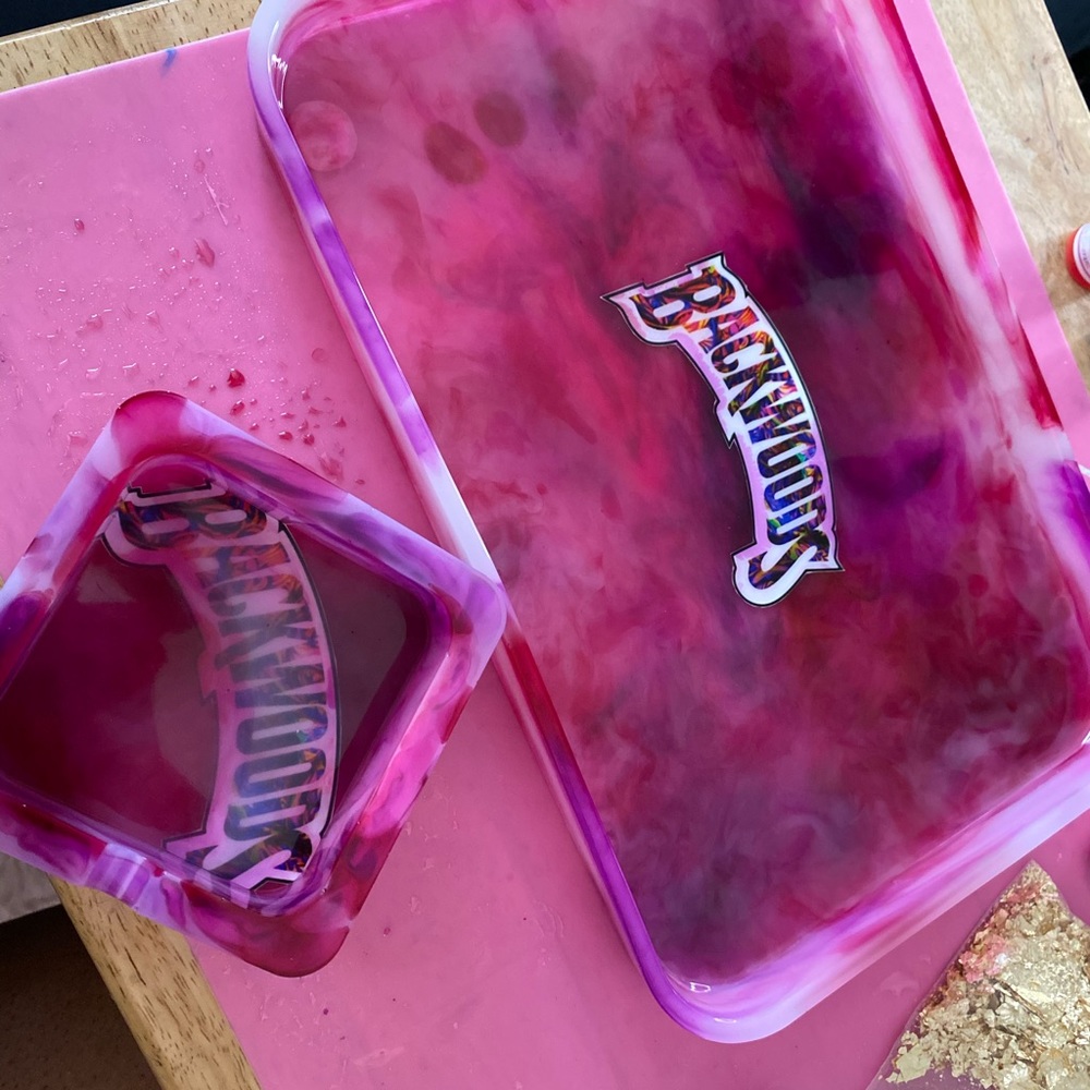 Custom Ash Trays And Rolling Trays